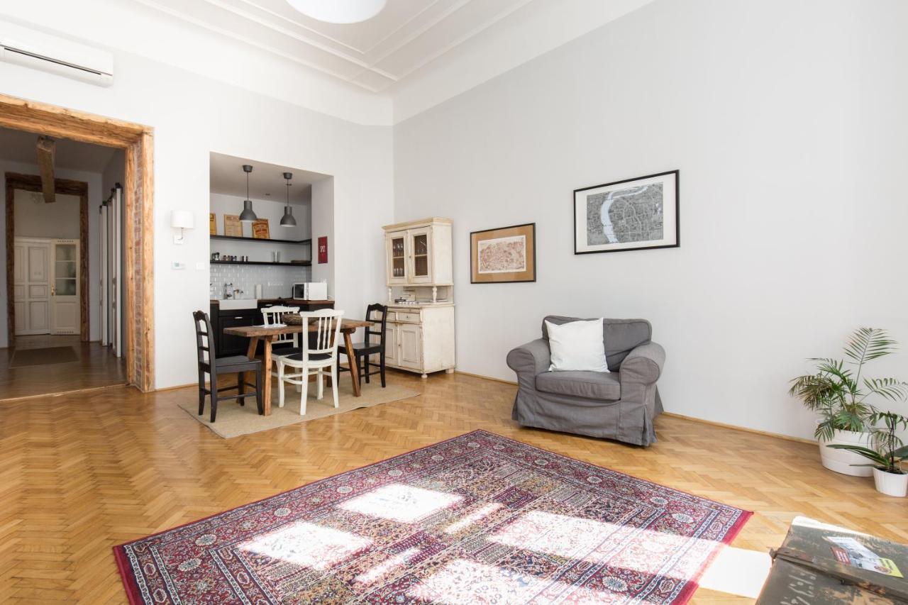 King Rustik & Central Apartment Budapest Exterior foto